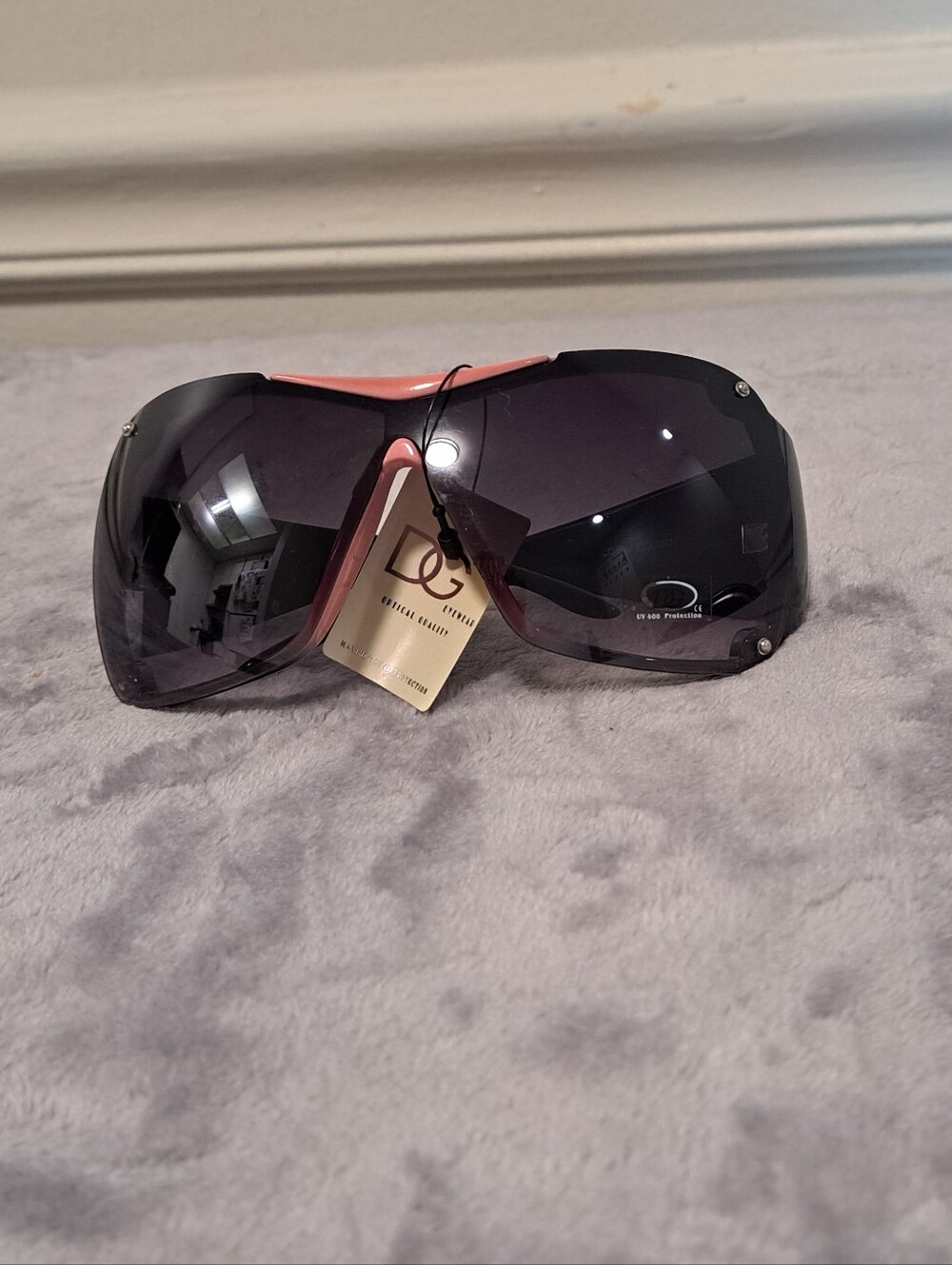 DG oversized FASHION ONLY DG shield  sunglasses in black
